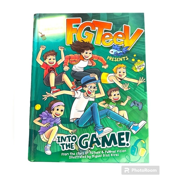 FGTeeV Hardback Book - Into the Game! - Picture 1 of 2